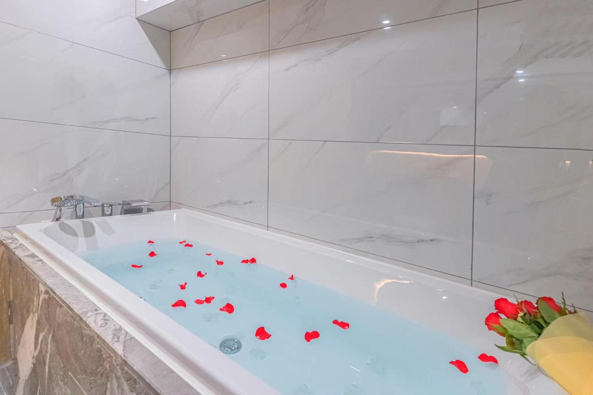 Kunming Dianchi Mideel International Apartment - South Asian Style Fuhai Metro Ngoại thất bức ảnh